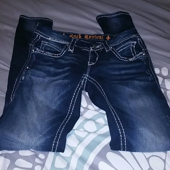 Sold on Facebook - Picture 3 of 4