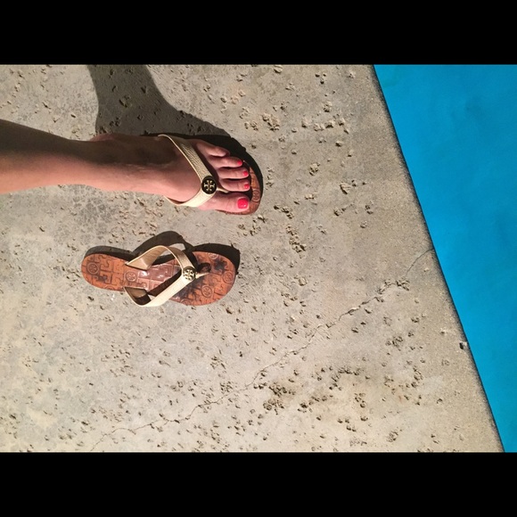 Tory burch sandals size 7 white