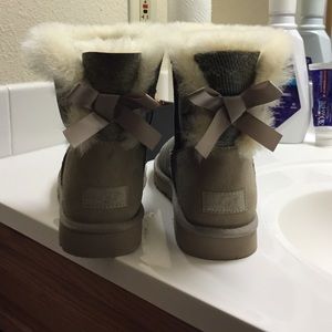 Bailey Bow Uggs