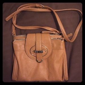 Nine West cross body taupe
