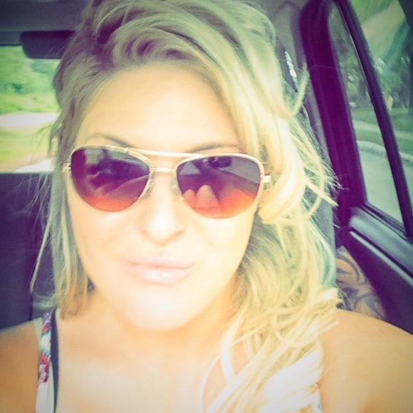 Meet your Posher, Lindsey