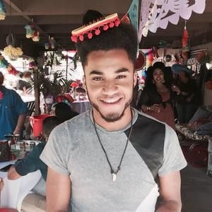 Meet your Posher, Damonte