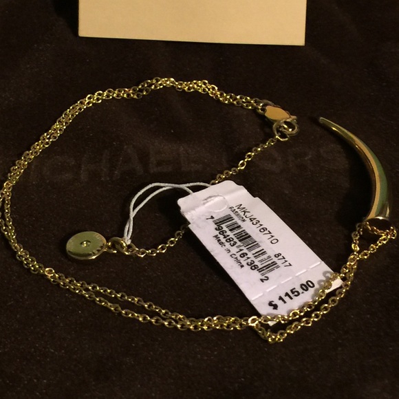 Michael Kors Necklace in gold tone. - Picture 3 of 4
