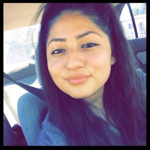 Meet your Posher, Gabriela