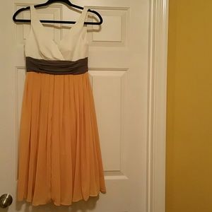 Wtoo Maids V Neck Two Tone Crinkle Chiffon Dress