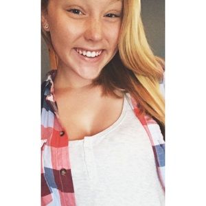 Meet your Posher, Brittany