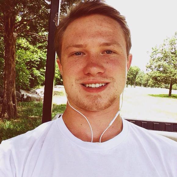 Meet your Posher, Cody - Picture 1 of 1