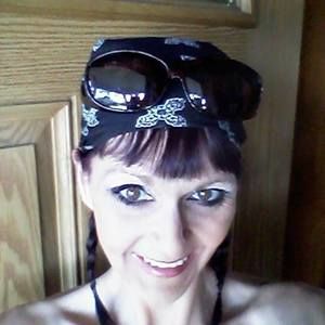 Meet your Posher, Connie