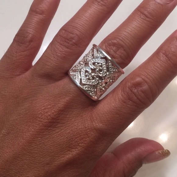 Jewelry - 925 Silver hollow adjustable cuff ring