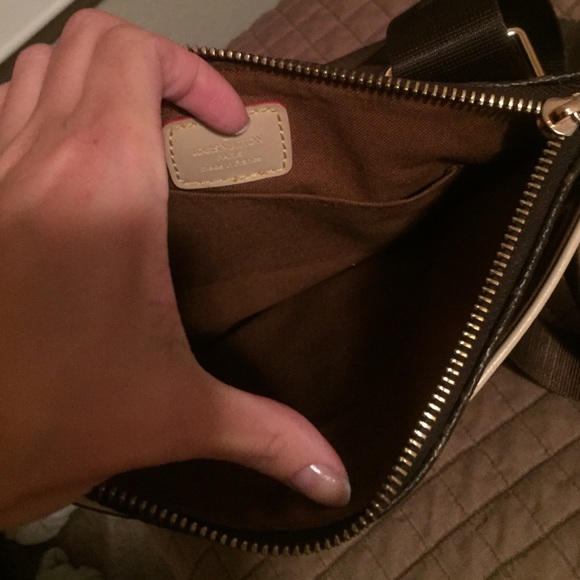 Sold 🤑🤑🤑 - Picture 3 of 4