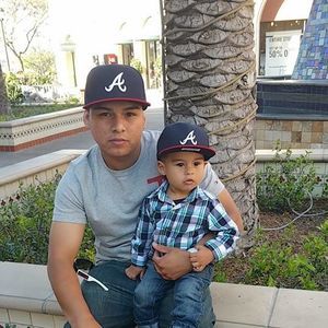 Meet your Posher, Eduardo