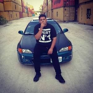 Meet your Posher, Julio