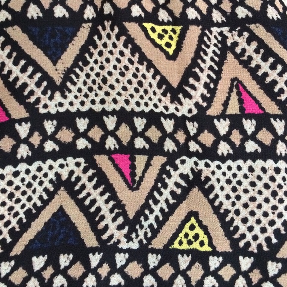 Bcbg printed flutter shorts - Picture 3 of 4