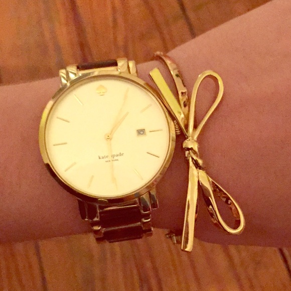 Kate Spade gold bow bangle