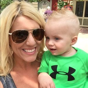 Meet your Posher, Laura