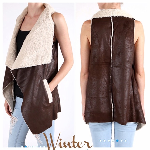 💥HP 1/2, 4/15💥COZY LINED FAUX SUEDE VEST! - Picture 2 of 3