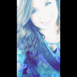 Meet your Posher, Annalia