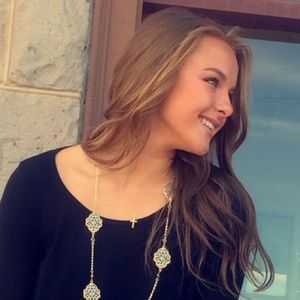 Meet your Posher, Brit