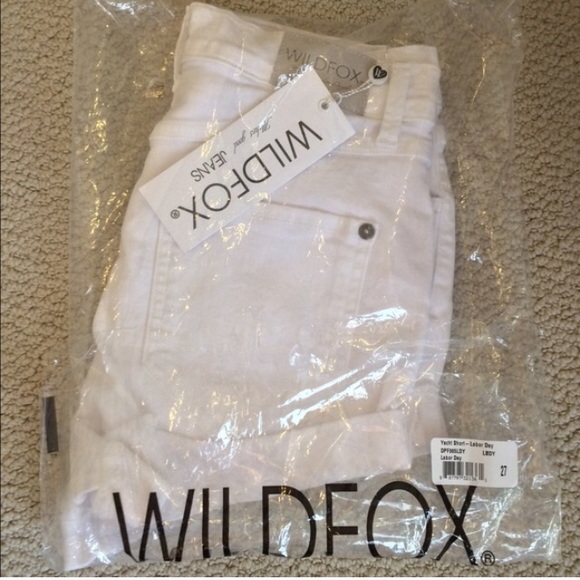 Wildfox NWT Yacht Shorts- White - Picture 1 of 4