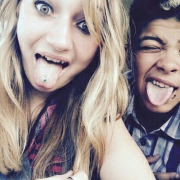 Meet your Posher, Amber - Picture 1 of 1