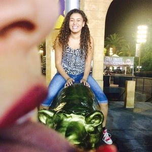 Meet your Posher, Kelli