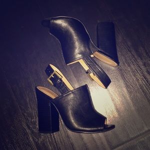 Nine West wedged mules