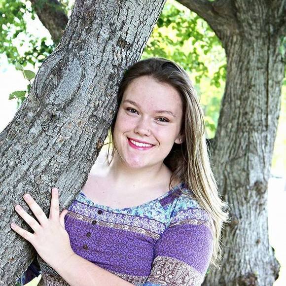 Meet your Posher, Shelby - Picture 1 of 1