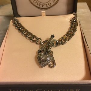 Juicy Couture Necklace- like new