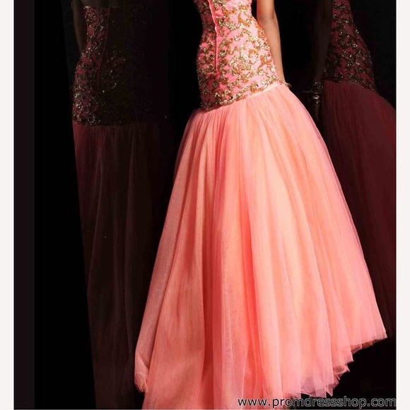 Sherri Hill Prom Dress - Picture 3 of 3