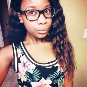 Meet your Posher, Briana