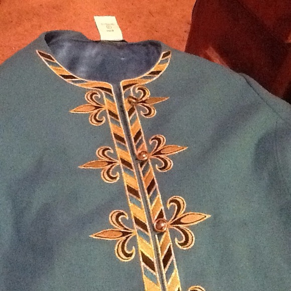 Beautiful Bob Mackie Wearable Art Top/Jacket - Picture 3 of 4