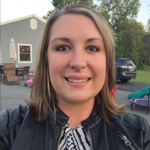 Meet your Posher, Lindsey