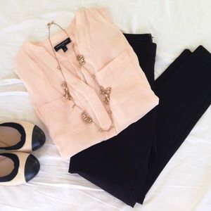 HP 🎉💯Silk Banana Republic blush popover blouse