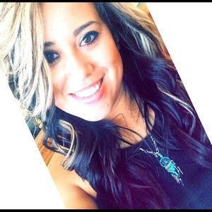 Meet your Posher, Rocio