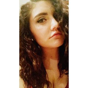 Meet your Posher, Lexie