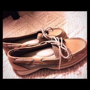 Angelfish oat sperrys price dropped!
