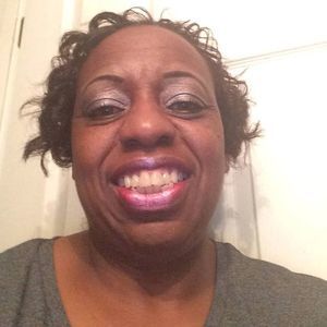 Meet your Posher, Elaine