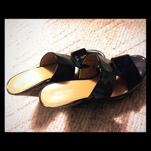 Never worn Nine West wedges