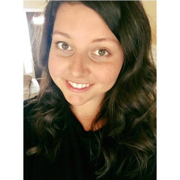 Meet your Posher, Whitney