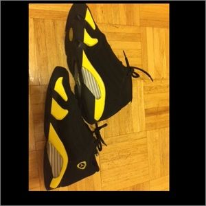 yellow 14s grade school