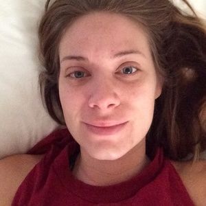 Meet your Posher, Janelle