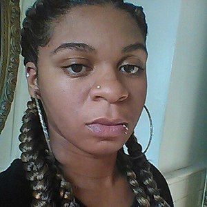 Meet your Posher, Mzkay