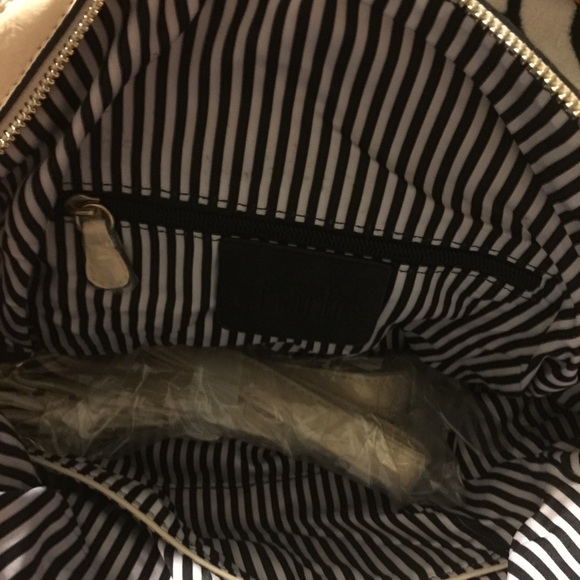 Charming Charlie purse - Picture 2 of 2