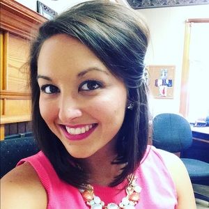 Meet your Posher, Sabrina
