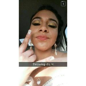 Meet your Posher, Daniela