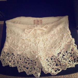 White crochet shorts - lost brand