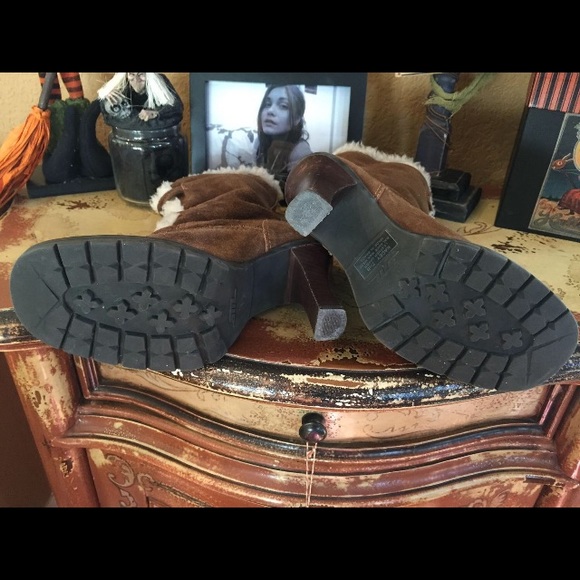 Steve madden lined winter warm heel boot 7.5 - Picture 2 of 3