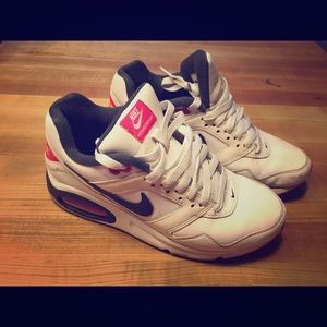 Nike Airmax US6.5 (women's)