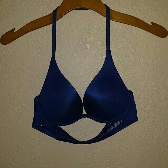 Victoria's Secret Other - NWOT VS Plunge Bra