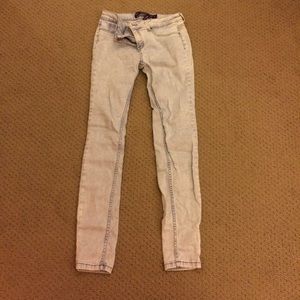 Light gray jegging